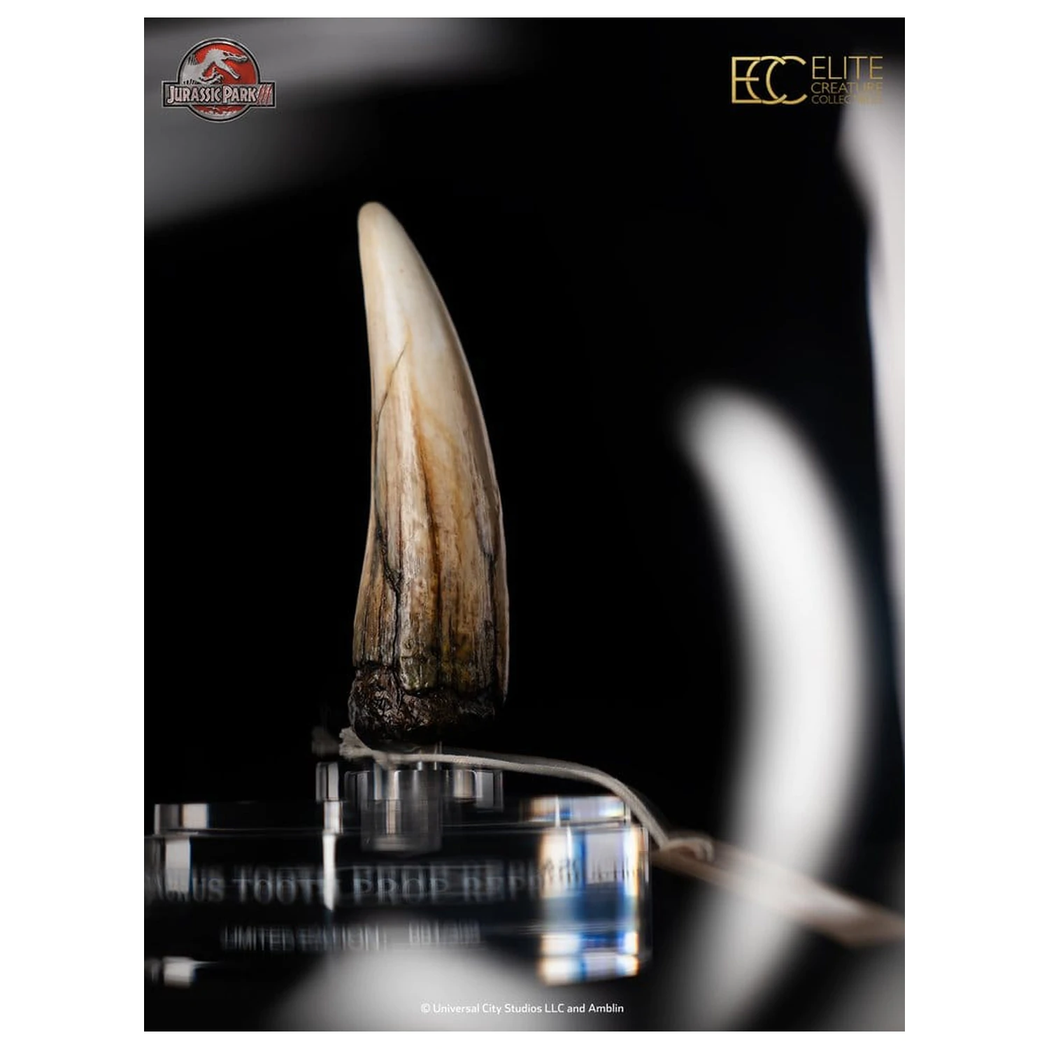 Jurassic Park III Prop Replica 1/1 Spinosaurus Tooth 14 cm product photo