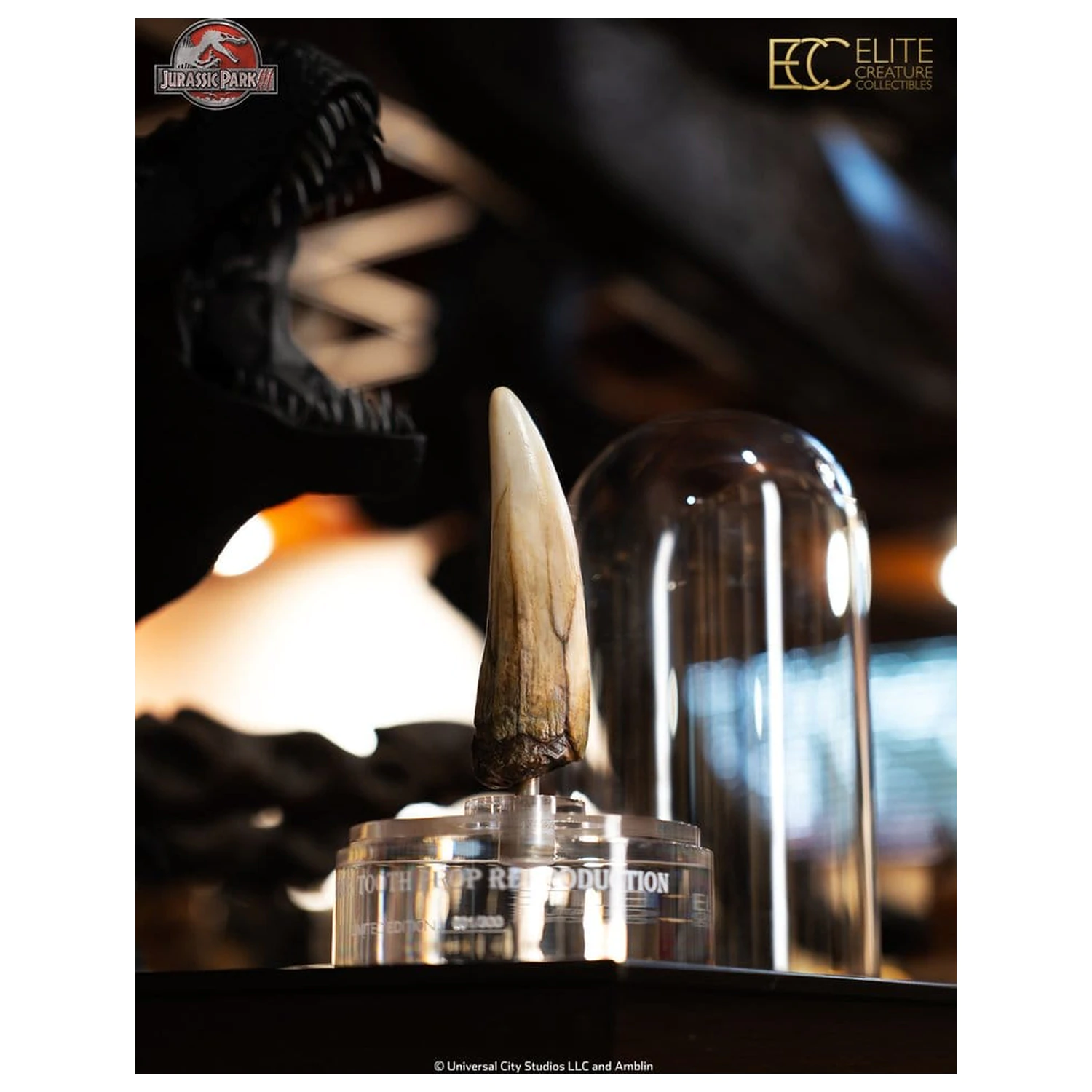 Jurassic Park III Prop Replica 1/1 Spinosaurus Tooth 14 cm product photo