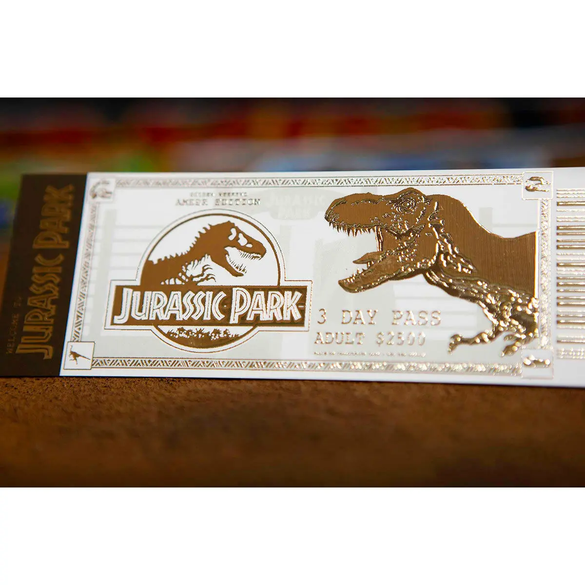 Jurassic Park Welcome Kit Amber metal box replica product photo