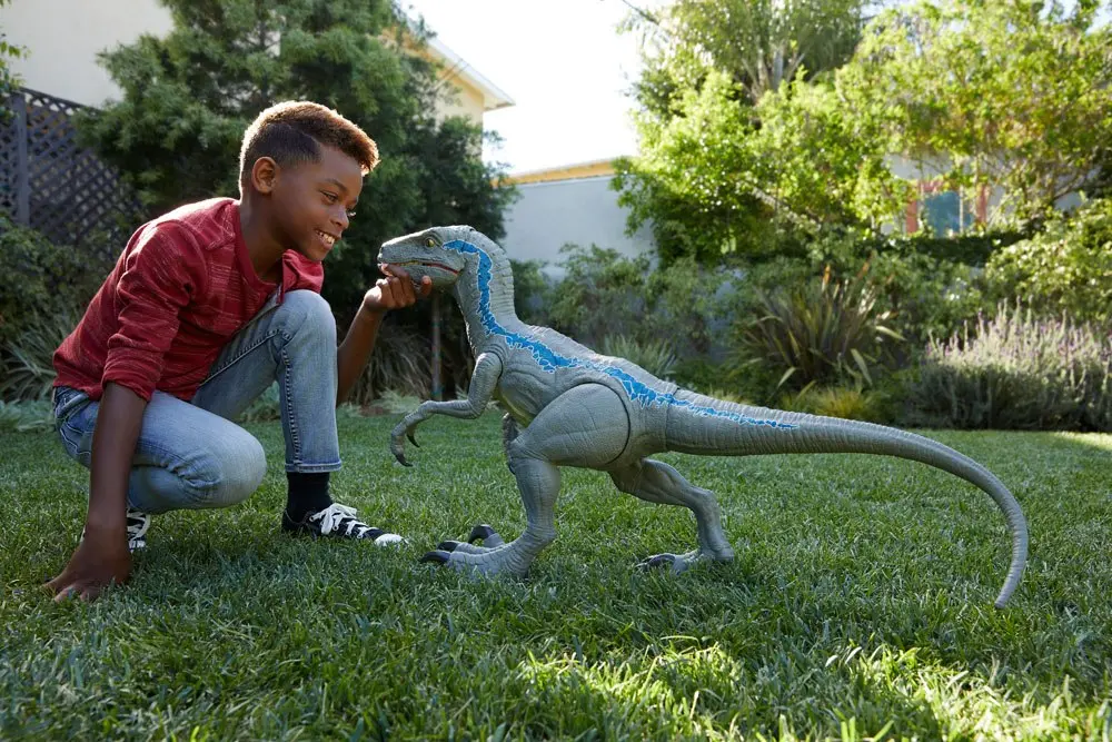 Jurassic World Dino Rivals Action Figure Super Colossal Velociraptor Blue 45 cm product photo