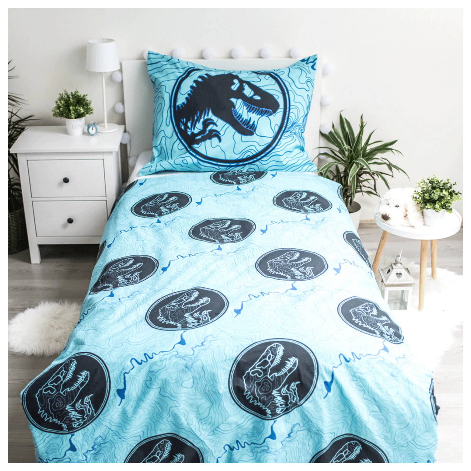Jurassic World Dinosaur Tracker Glow in the Dark Duvet Cover product photo