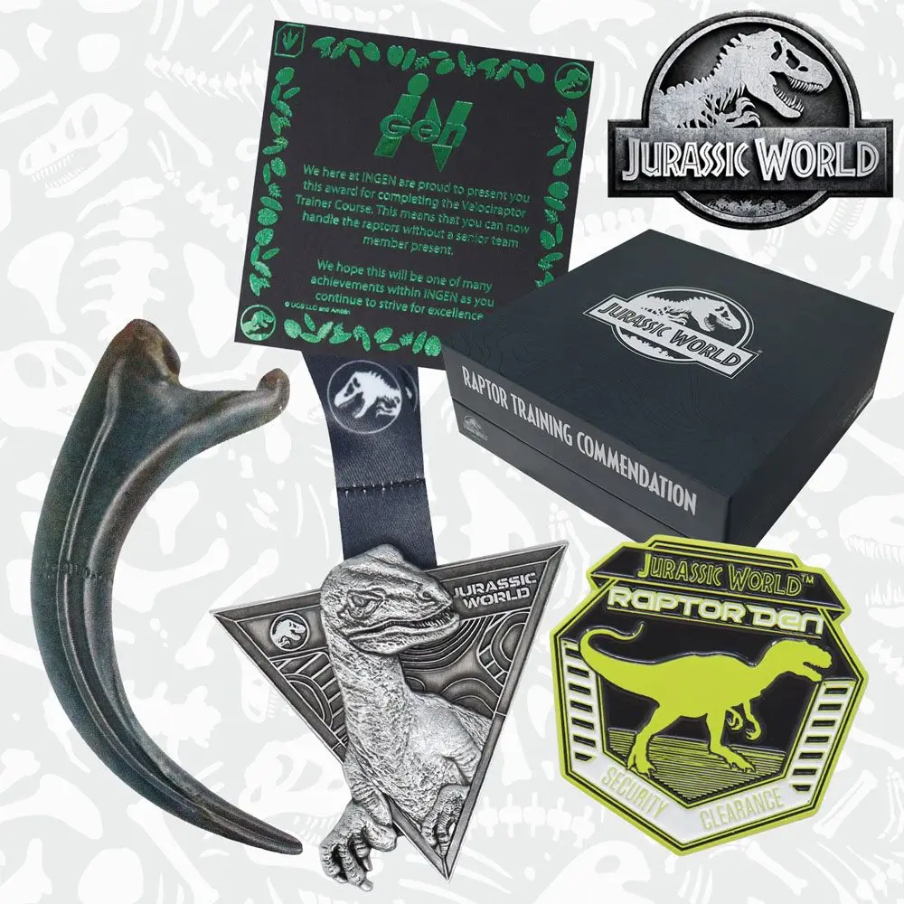 Jurassic World Pin Badge 3-Pack Raptor Training Commendation Limited Edition product photo