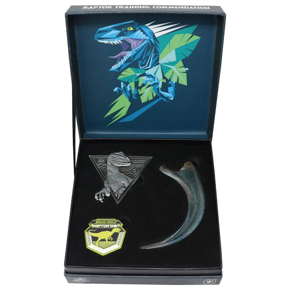 Jurassic World Pin Badge 3-Pack Raptor Training Commendation Limited Edition product photo