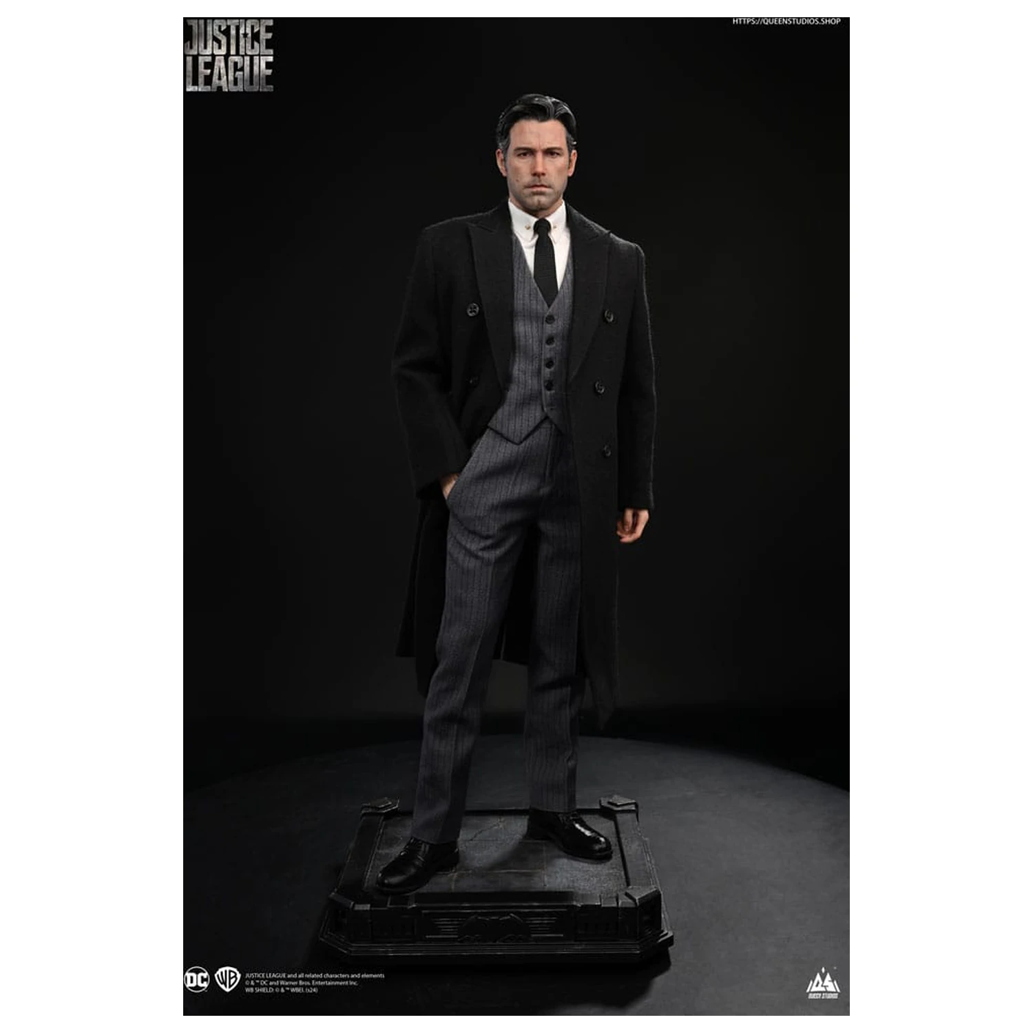 Justice League Statue 1/4 Bruce Wayne (Ben Affleck) 51 cm product photo