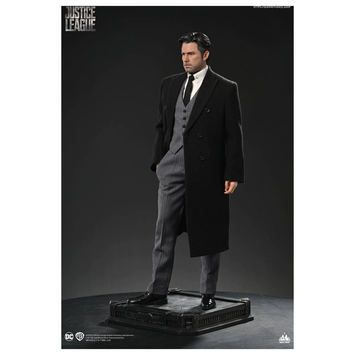 Justice League Statue 1/4 Bruce Wayne (Ben Affleck) 51 cm product photo
