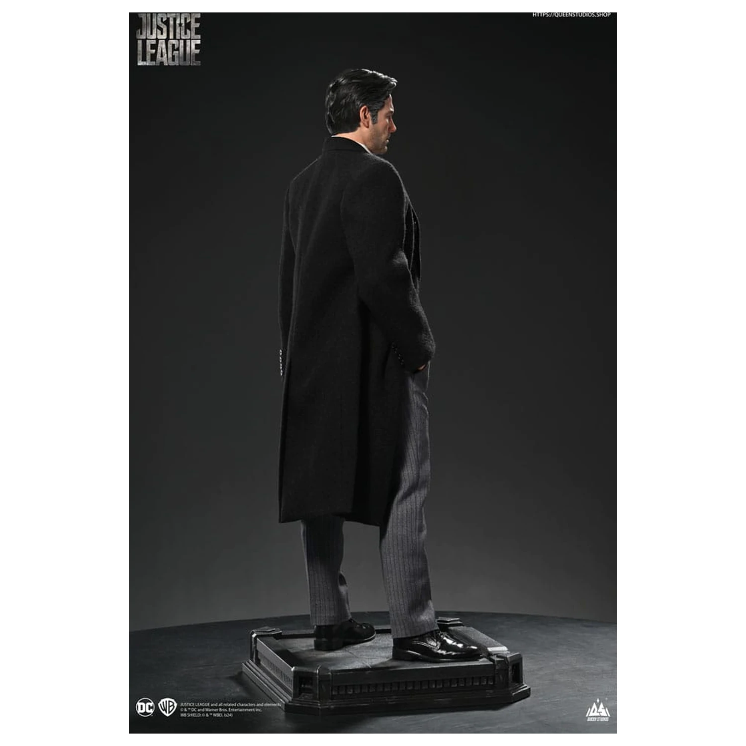Justice League Statue 1/4 Bruce Wayne (Ben Affleck) 51 cm product photo