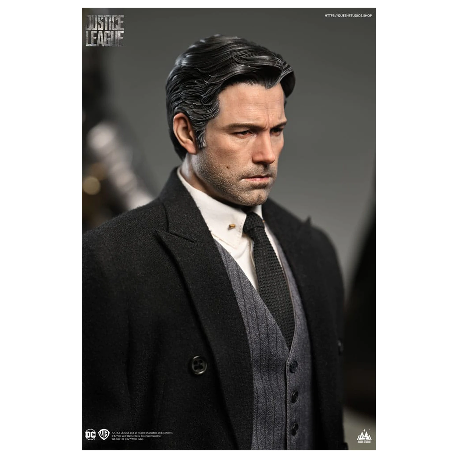Justice League Statue 1/4 Bruce Wayne (Ben Affleck) 51 cm product photo