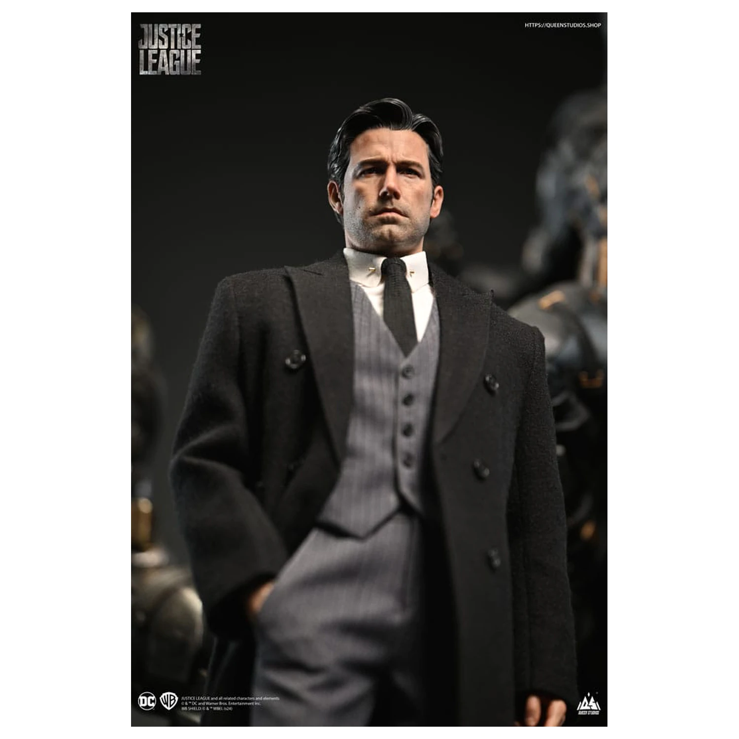 Justice League Statue 1/4 Bruce Wayne (Ben Affleck) 51 cm product photo