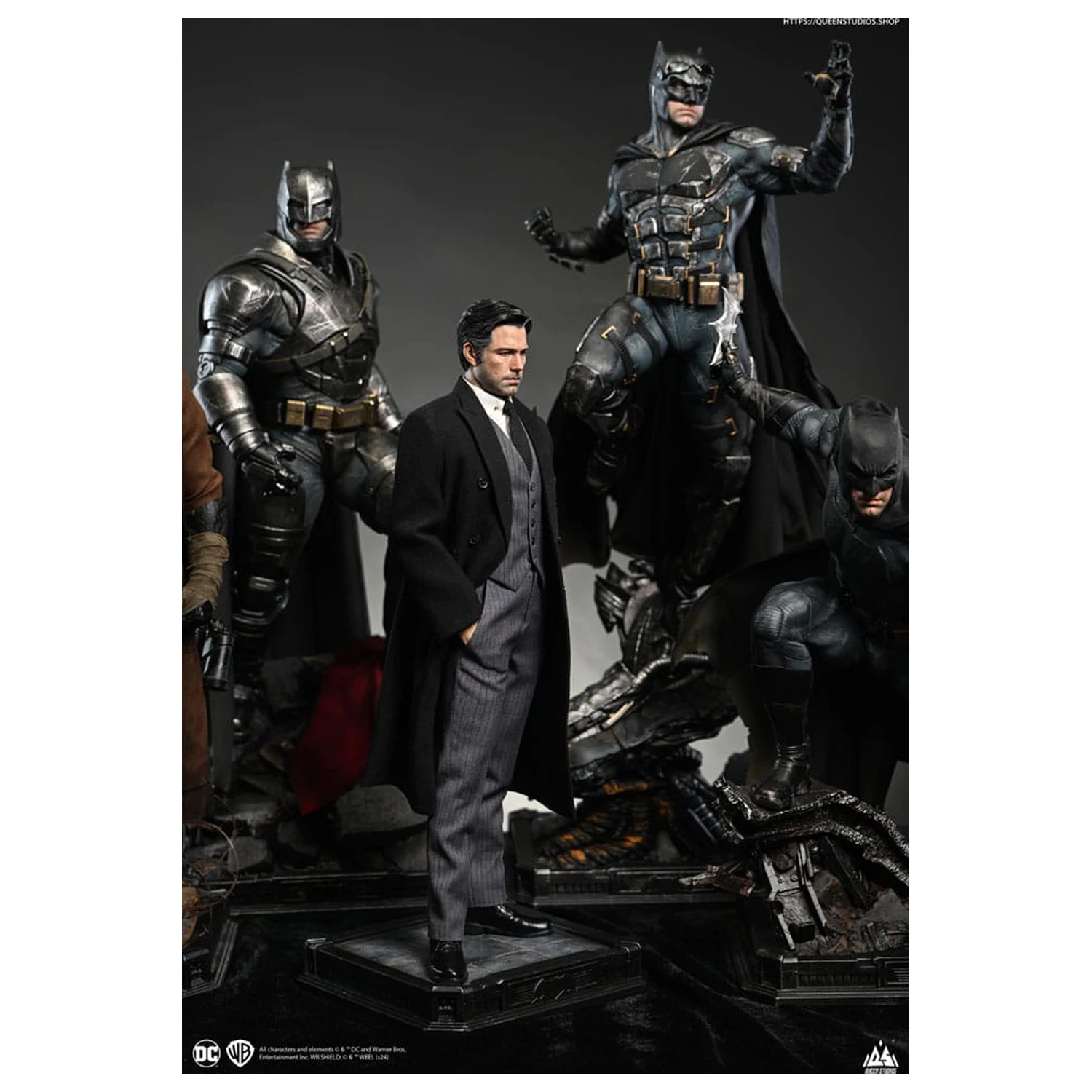 Justice League Statue 1/4 Bruce Wayne (Ben Affleck) 51 cm product photo