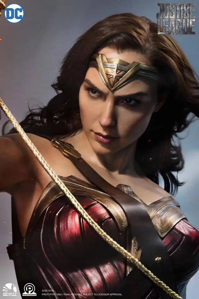 Justice League Life-Size Bust Wonder Woman 73 cm product photo