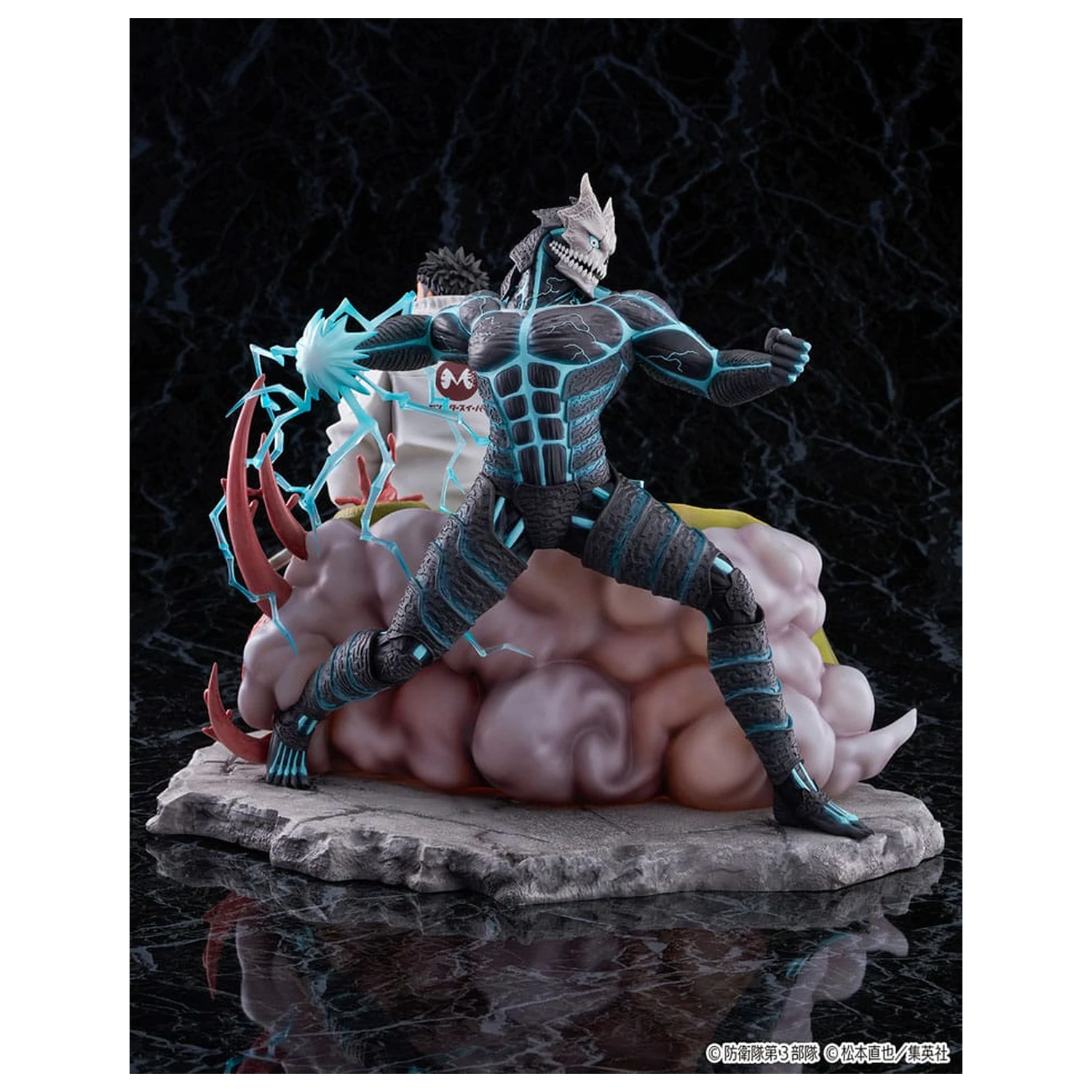 Kaiju No.8 SHIBUYA SCRAMBLE FIGURE PVC Statue 1/7 Kaiju No.8 & Kafka Hibino 29 cm    product photo