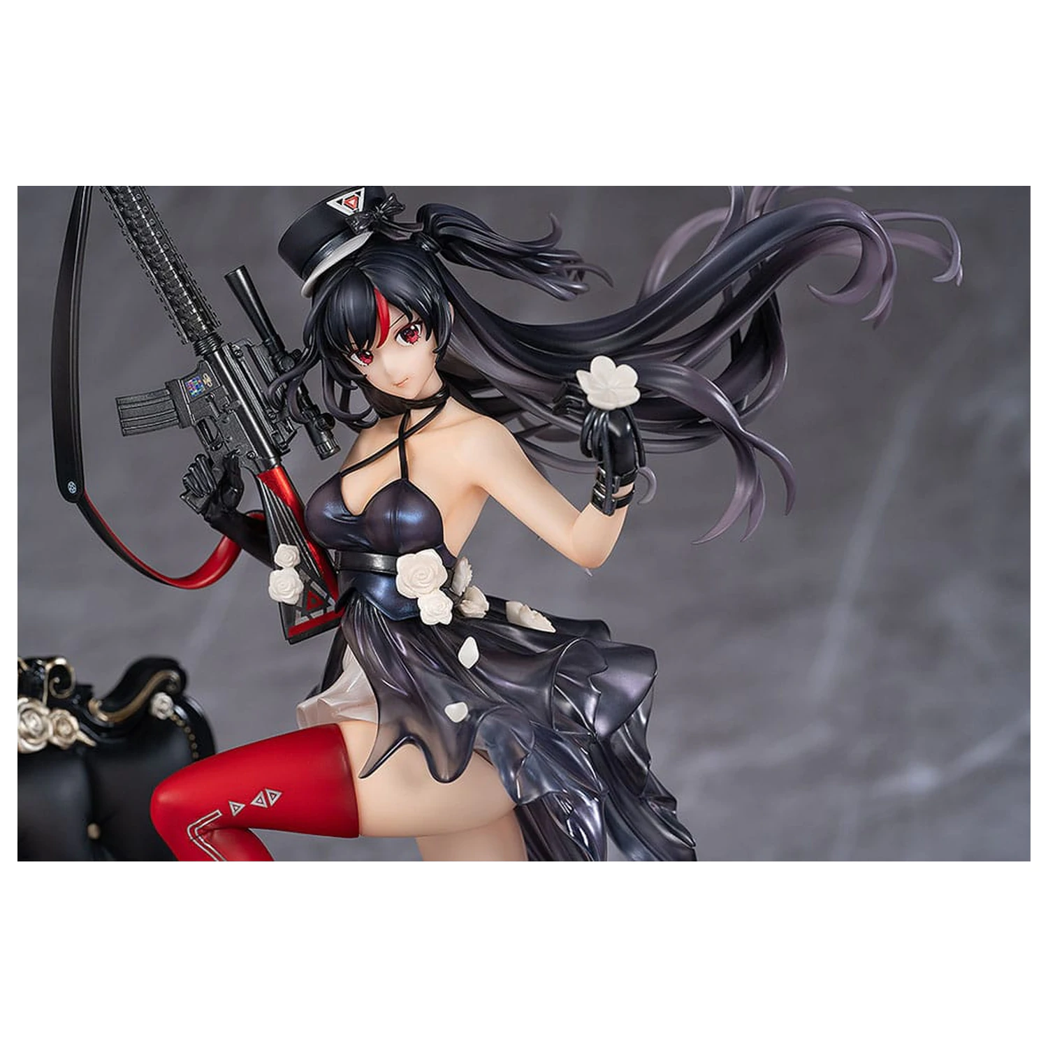 Knives Out PVC Statue 1/7 Diane: Banquet Dance Ver. 29 cm  product photo