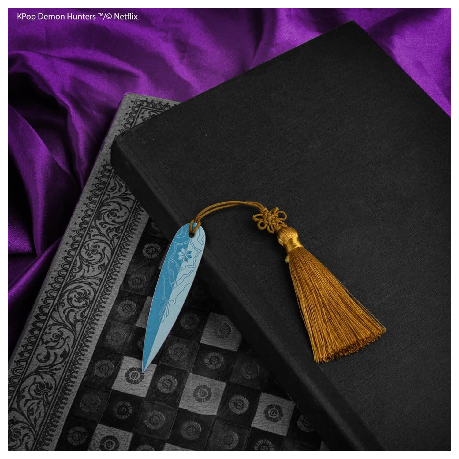 KPop Demon Hunters Metal Bookmark Zoey's Shin-kal product photo