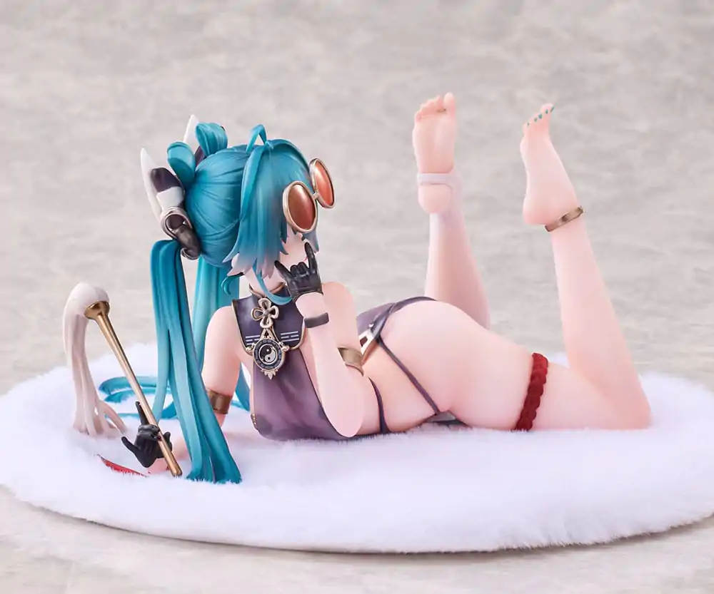 Kyonshi Brothel Statue 1/6 Taoist Rin 9 cm product photo