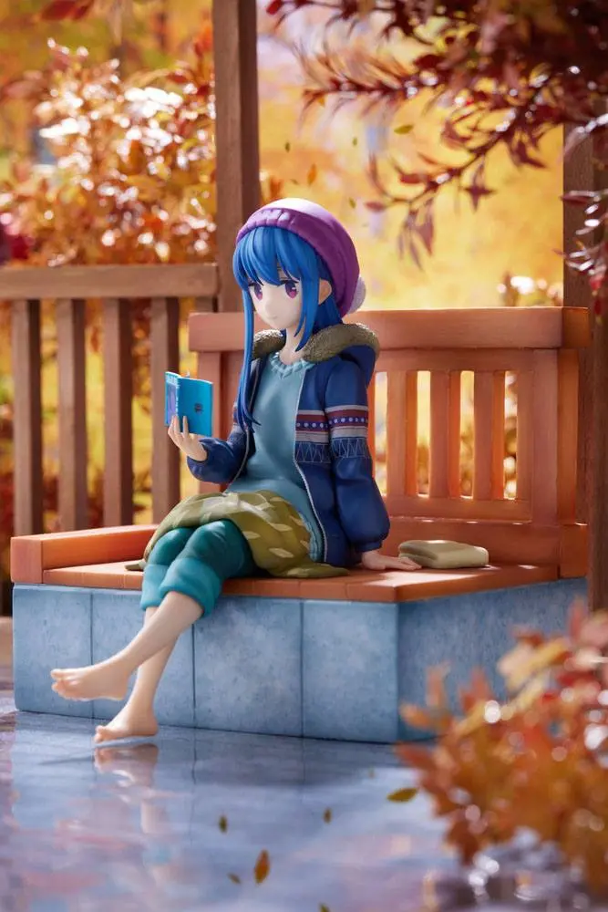 Laid-Back Camp PVC Statue 1/7 Rin Shima Footbath Ver. 17 cm product photo