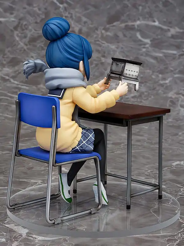 Laid-Back Camp PVC Statue 1/7 Rin Shima: Look What I Bought Ver. 14 cm termékfotó