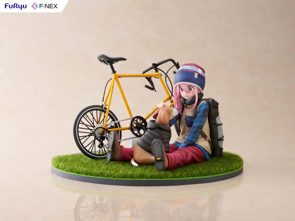 Laid Back Camp F:NEX PVC Statue 1/7 Nadeshiko Kagamihara 13 cm termékfotó