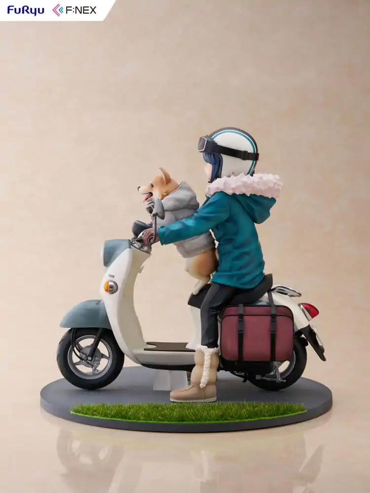 Laid Back Camp F:NEX PVC Statue 1/7 Rin Shima 20 cm termékfotó