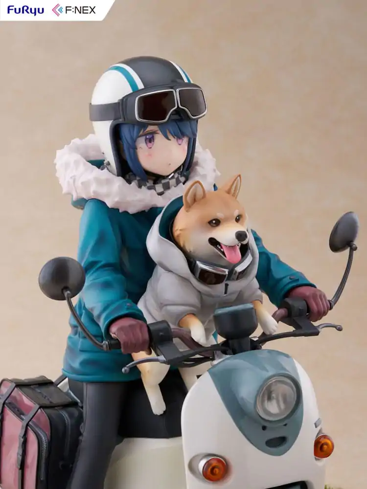 Laid Back Camp F:NEX PVC Statue 1/7 Rin Shima 20 cm termékfotó