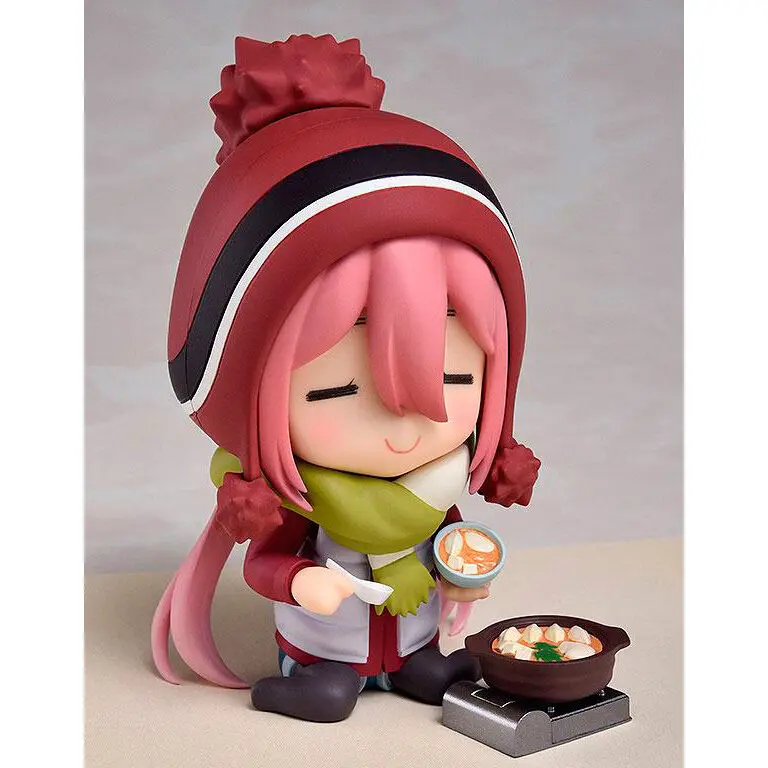 Laid-Back Camp PVC Action Figure Nadeshiko Kagamihara 10 cm product photo