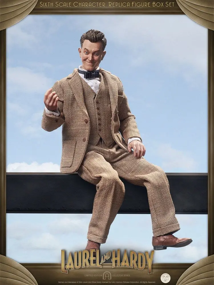 Laurel &amp; Hardy Action Figure 2-Pack 1/6 Classic Suits Limited Edition 30-33 cm product photo