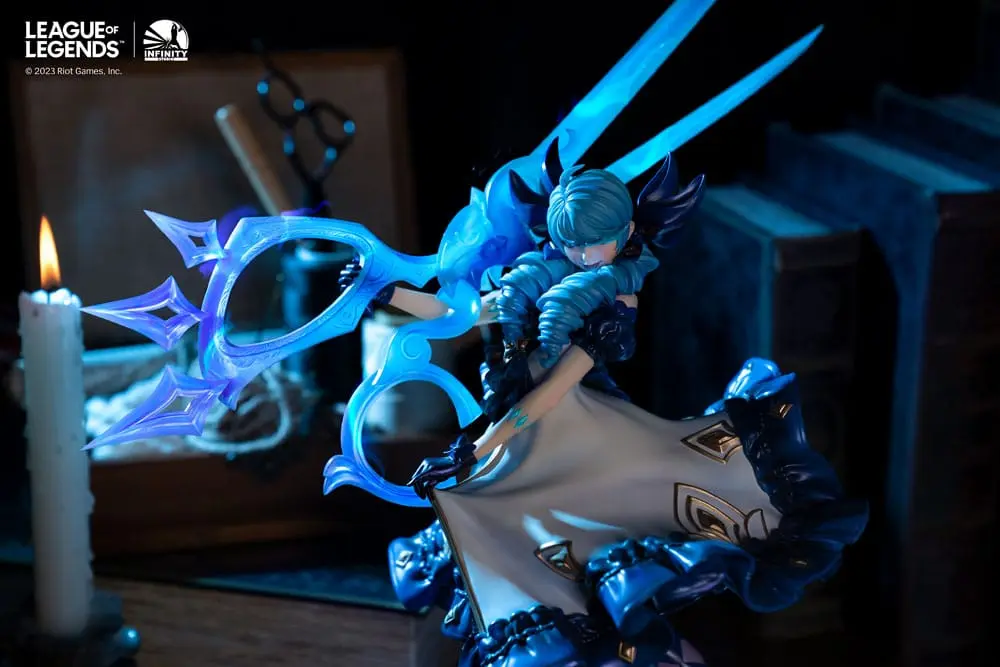 League of Legends Statue 1/6 The Hallowed Seamstress - Gwen 39 cm product photo