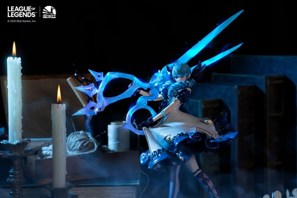 League of Legends Statue 1/6 The Hallowed Seamstress - Gwen 39 cm product photo