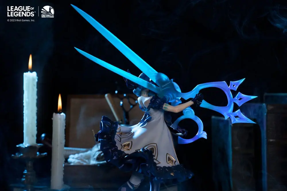 League of Legends Statue 1/6 The Hallowed Seamstress - Gwen 39 cm product photo