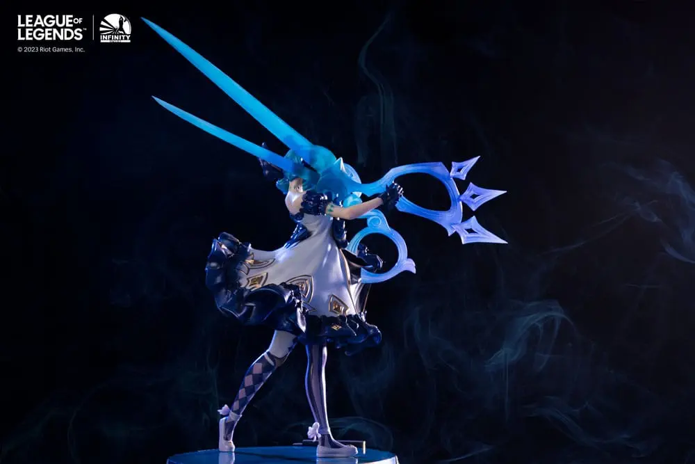 League of Legends Statue 1/6 The Hallowed Seamstress - Gwen 39 cm product photo