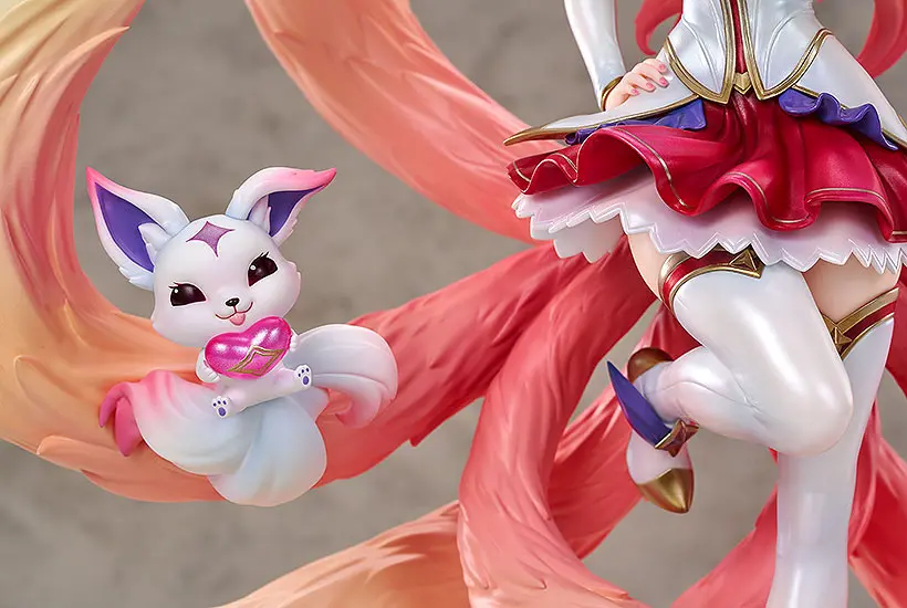 League of Legends PVC Statue 1/7 Star Guardian Ahri 37 cm termékfotó