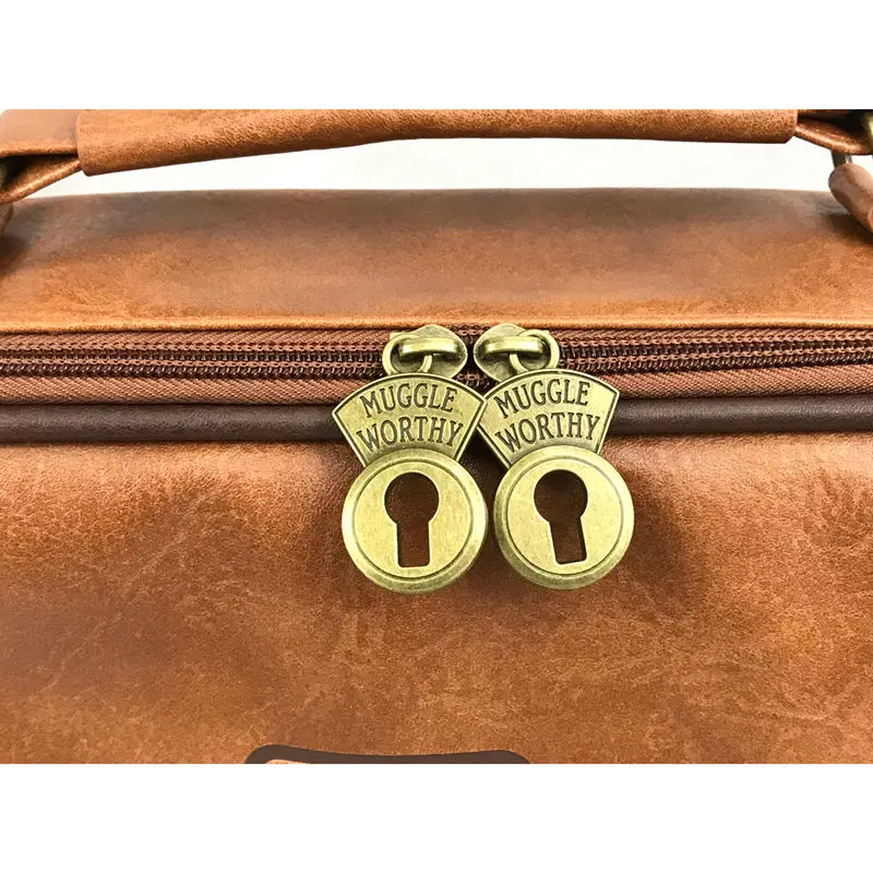Fantastic Beasts Newt Scamander shoulder bag product photo