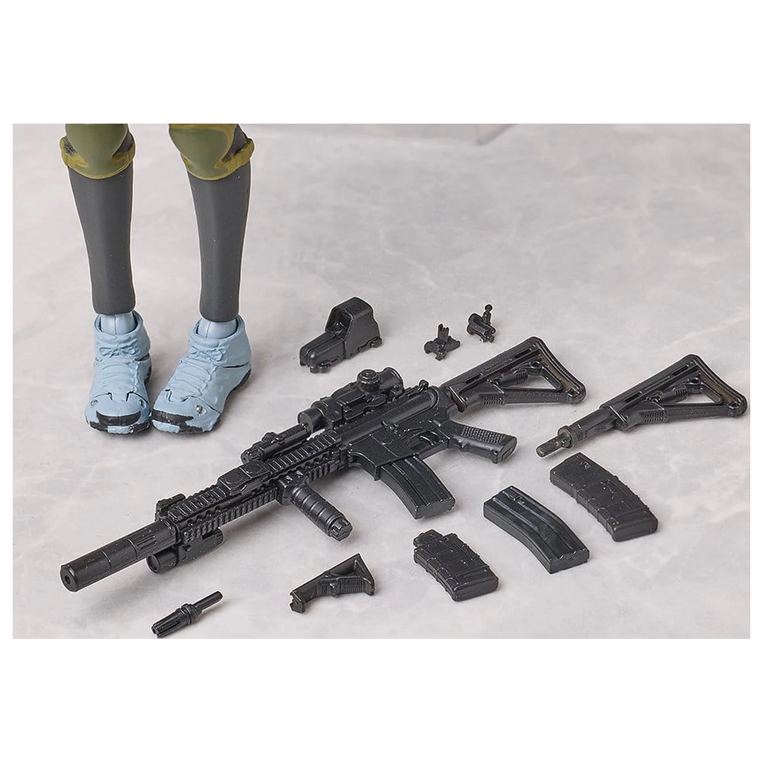 Little Armory figma Action Figure Miyo Asato: Summer Uniform ver. 1.5 13 cm product photo