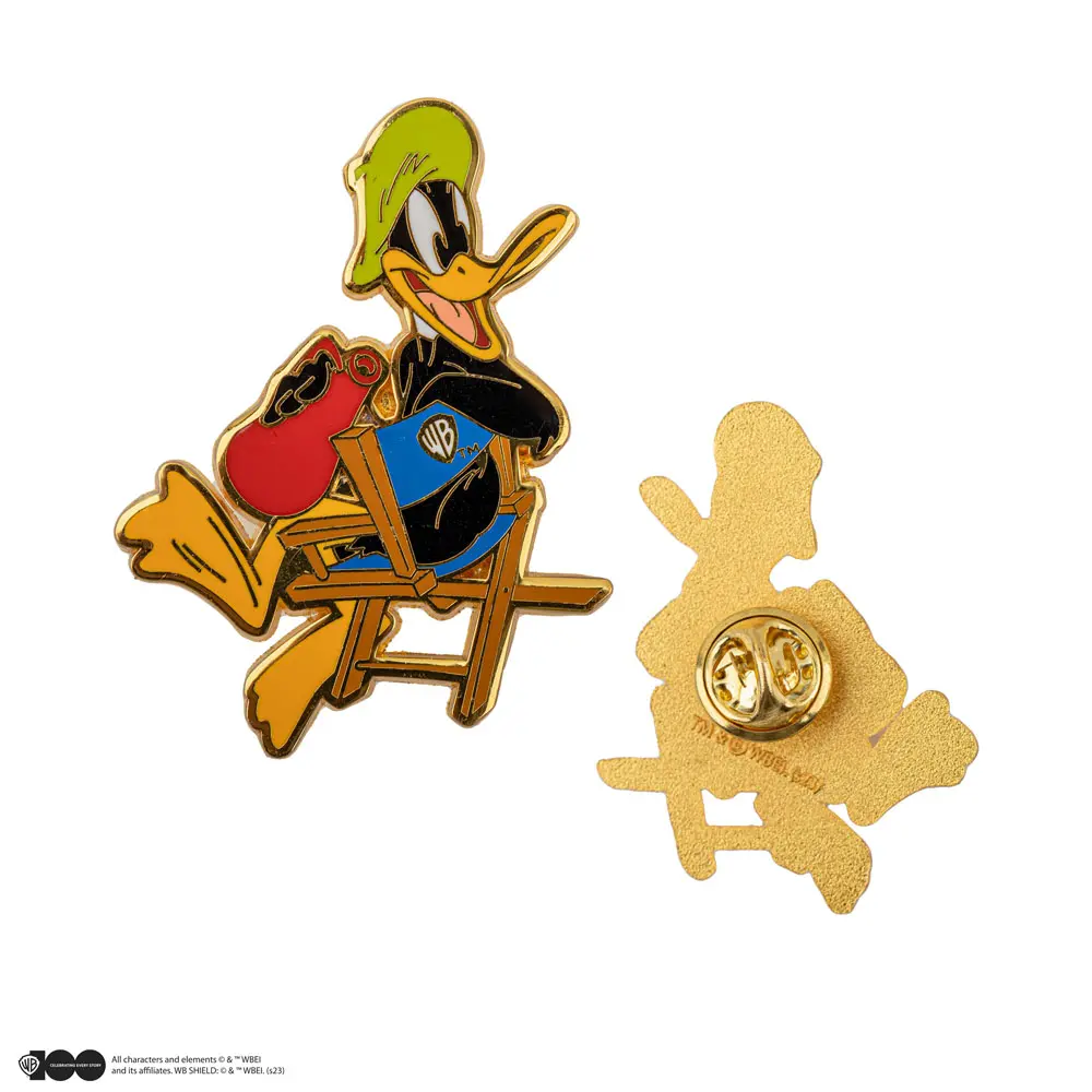 Looney Tunes Pins 2-Pack Bugs Bunny and Daffy Duck at Warner Bros Studio product photo