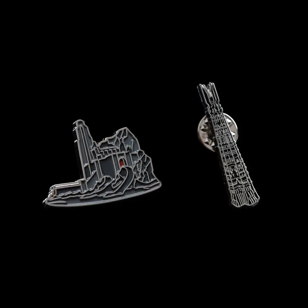 Lord of the Rings Collectors Pins 2-Pack Helm's Deep & Orthanc product photo