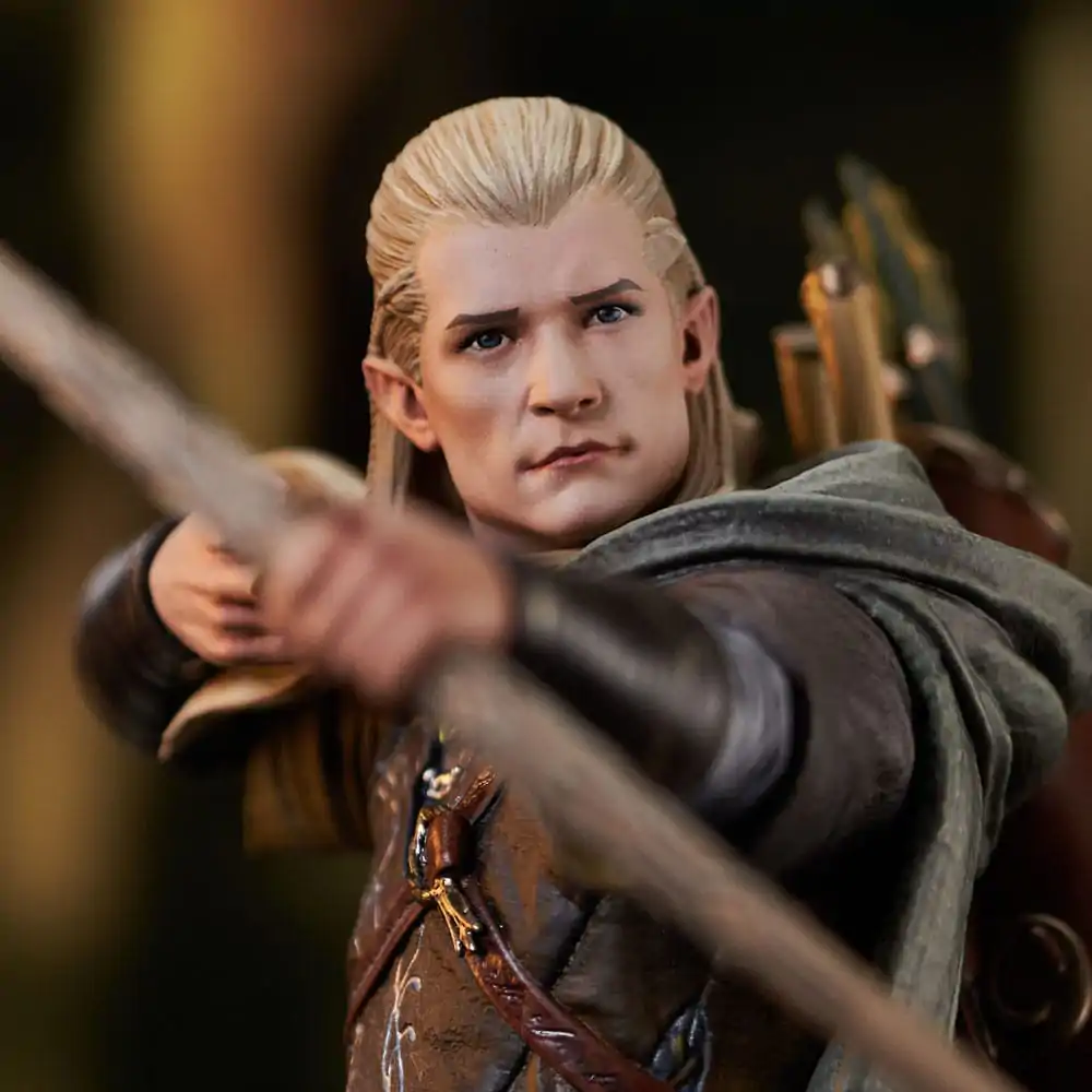 Lord of the Rings Deluxe Gallery PVC Statue Legolas 25 cm termékfotó