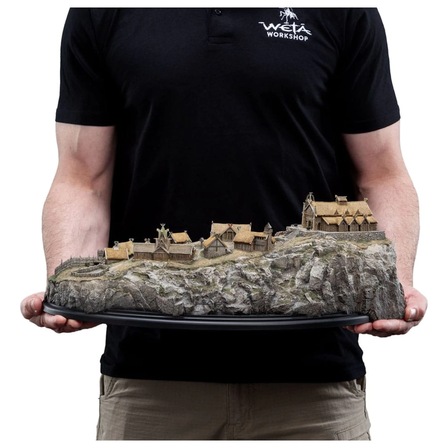 Lord of the Rings Statue Edoras - Limited Edition 15 cm product photo