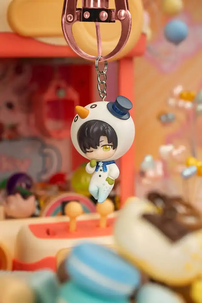 Love and Deepspace The Heart Swaying ChiBi Figure Zayne 5 cm product photo