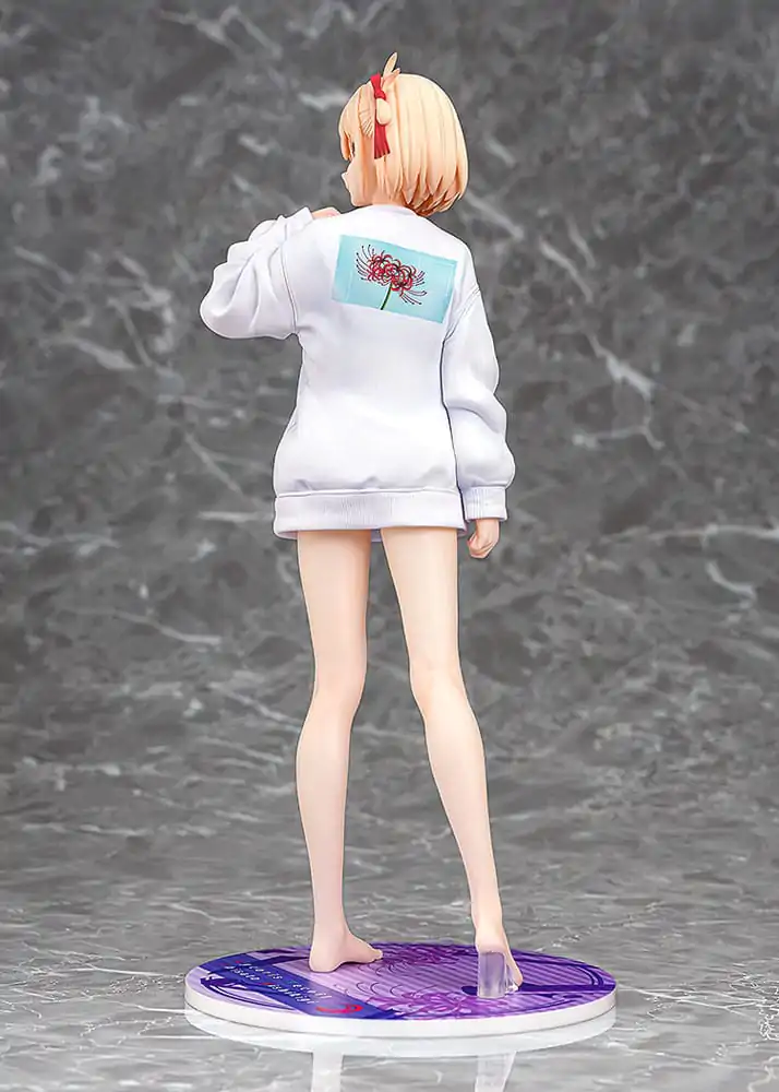 Lycoris Recoil PVC Statue 1/7 Chisato Nishikigi: Oversized Sweatshirt Ver. 25 cm product photo
