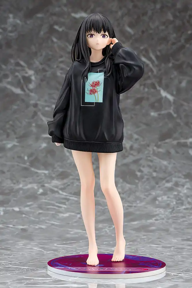 Lycoris Recoil PVC Statue 1/7 Takina Inoue: Oversized Sweatshirt Ver. 25 cm product photo