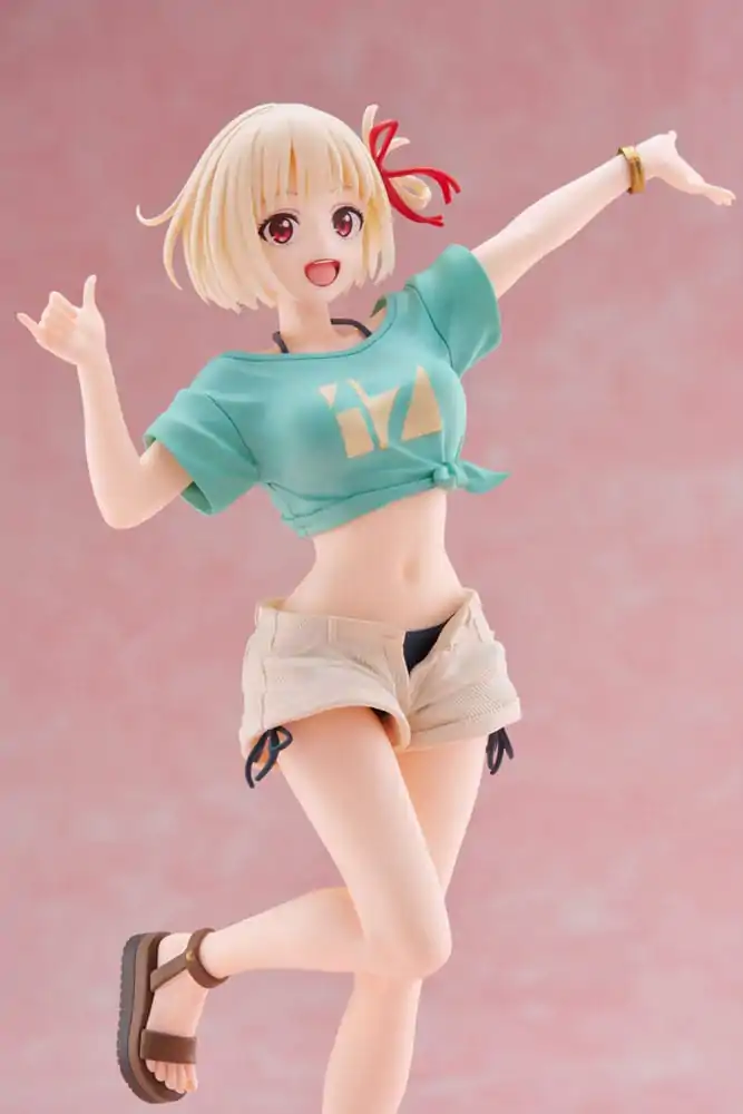 Lycoris Recoil Coreful PVC Statue Chisato Nishikigi Hawaiian Ver. 18 cm product photo