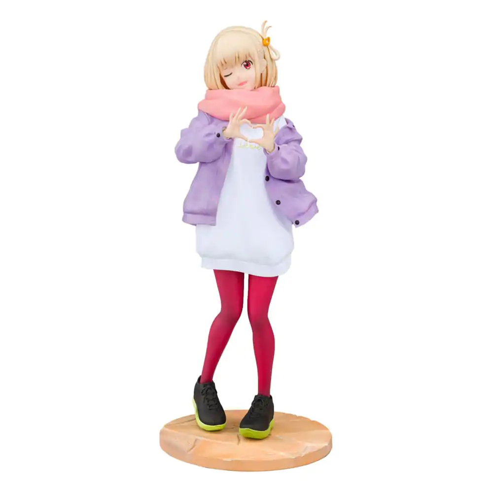 Lycoris Recoil PVC Statue 1/7 Chisato Nishikigi Winter Ver. 23 cm               product photo