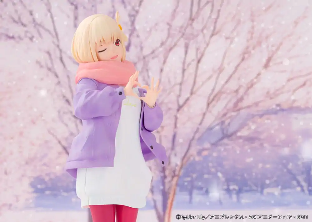 Lycoris Recoil PVC Statue 1/7 Chisato Nishikigi Winter Ver. 23 cm               product photo