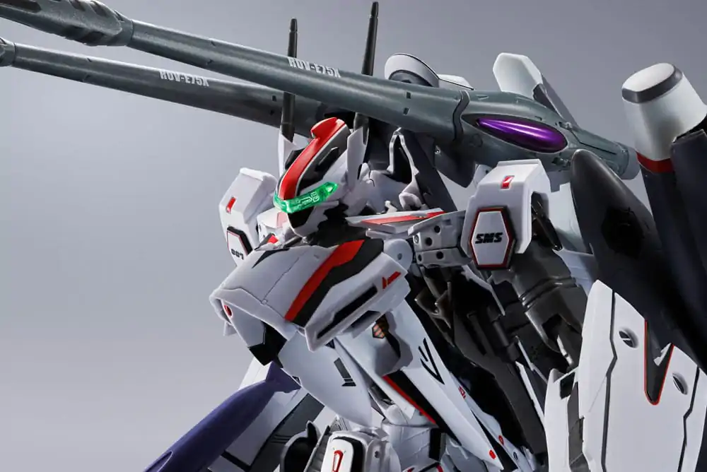 Macross Frontier DX Chogokin Action Figure Tornado Messiah Valkyrie Alto Saotome Use Revival Ver. 25 cm product photo