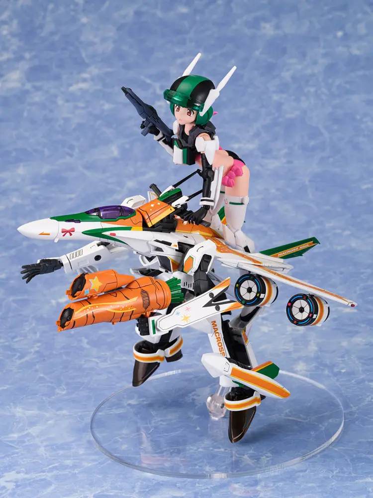 Macross Frontier Plastic Model Kit VF-25F Messiah Ranka Lee Macross 40th Anniversary 22 cm product photo