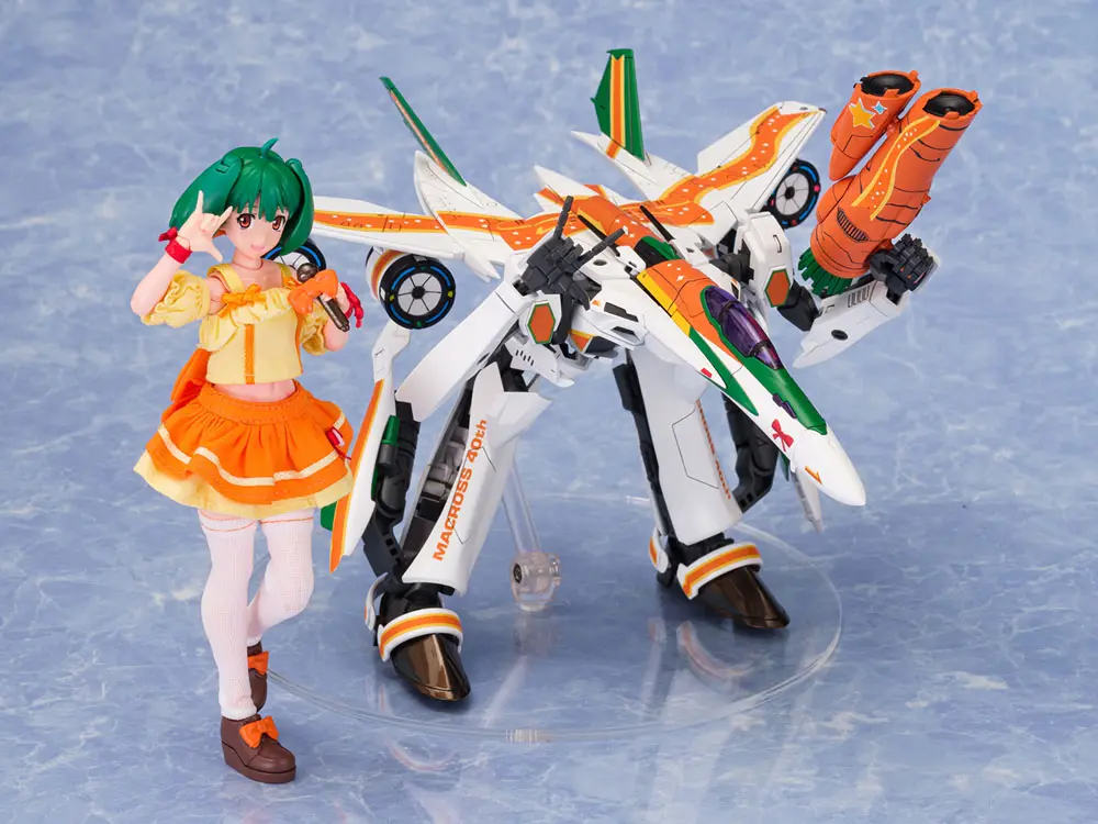 Macross Frontier Plastic Model Kit VF-25F Messiah Ranka Lee Macross 40th Anniversary 22 cm product photo