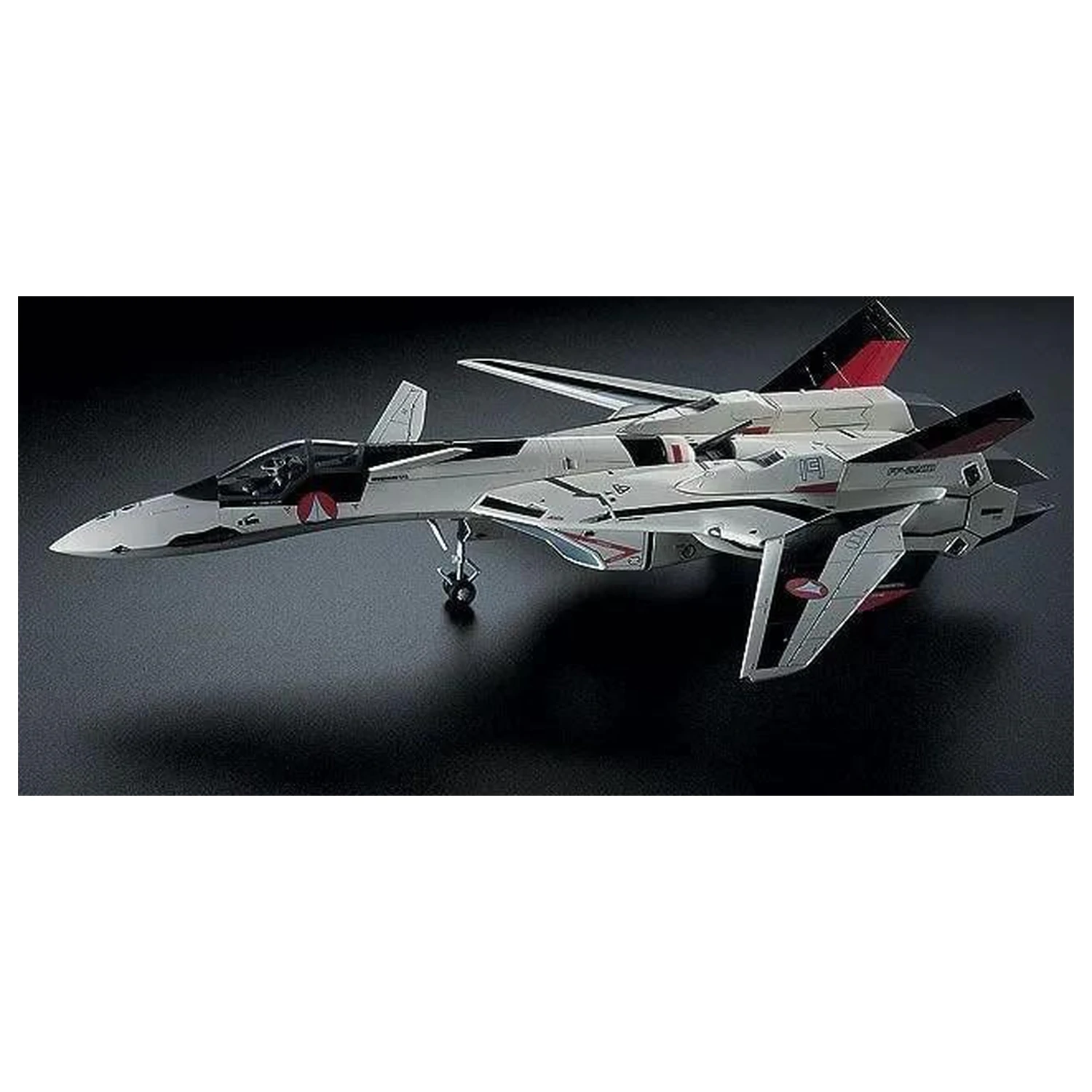 Macross Plus YF-19 Model Kit 1/72 product photo