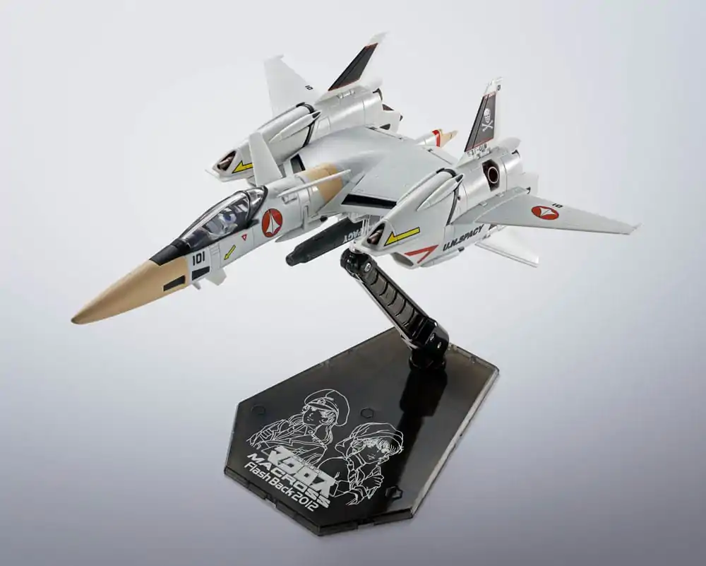 Macross The Super Dimension Fortress Hi-Metal R Action Figure VF-4 Lightning III -Flash Back 2012- 29 cm termékfotó