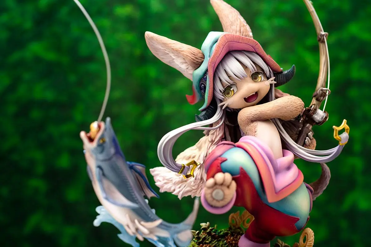 Made in Abyss PVC Statue 1/8 Nanachi Gankimasu Fishing 23 cm product photo