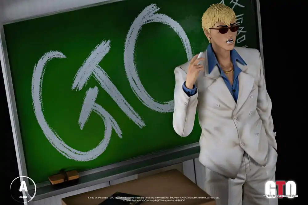 Great Teacher Onizuka Statue Onizuka Eikichi 36 cm product photo