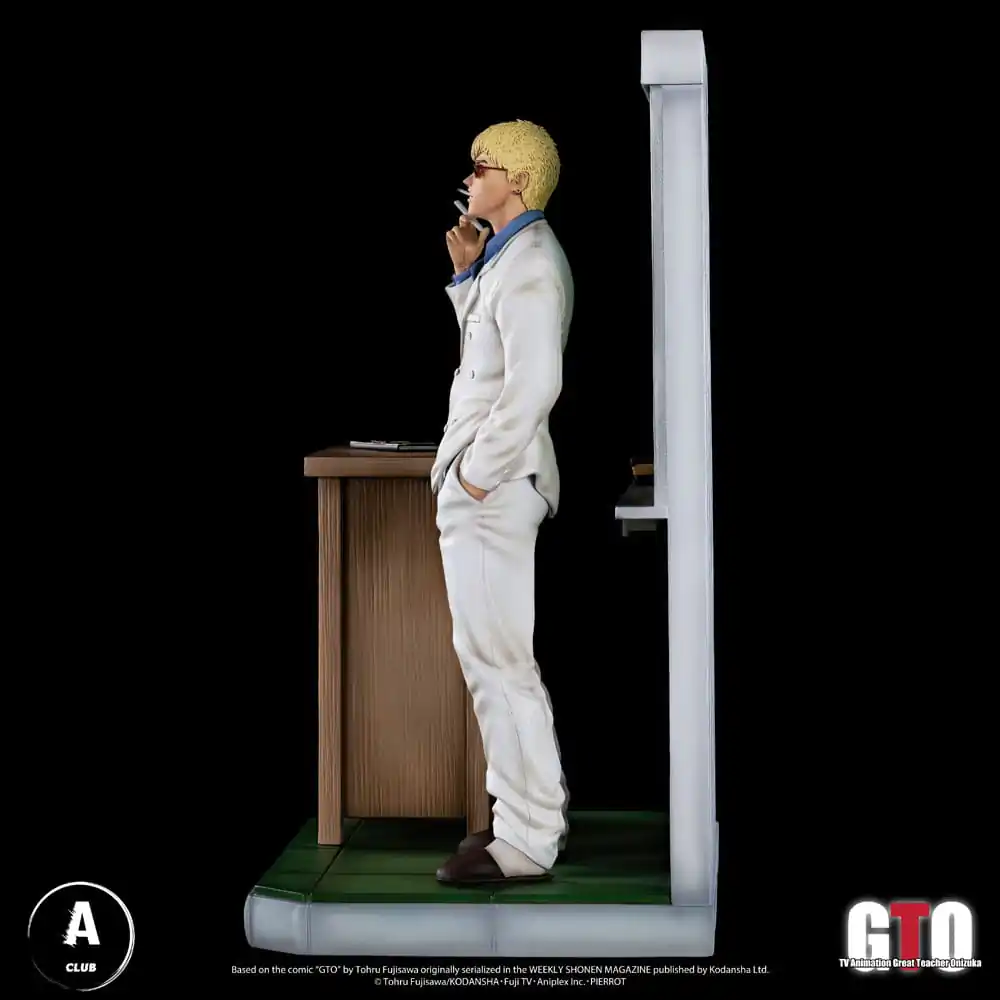 Great Teacher Onizuka Statue Onizuka Eikichi 36 cm product photo